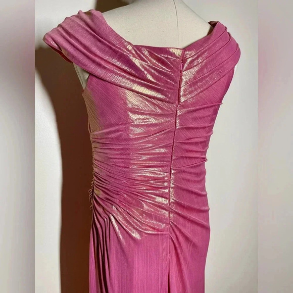 Mac Duggal 27152 | Off The Shoulder Ruched Waist Slit Metallic Gown | Women’s 12 - Picture 9 of 10